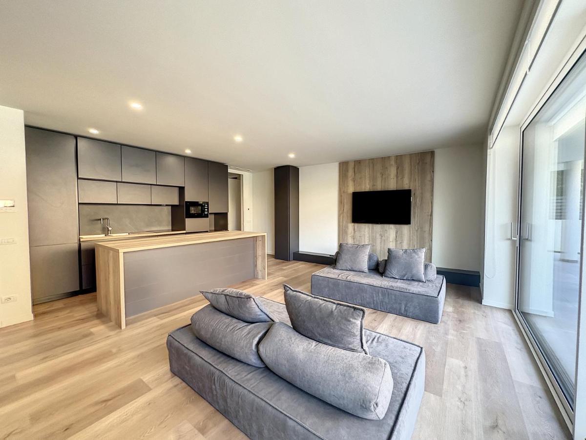 Ad Suite Apartment Riva del Garda Exteriör bild