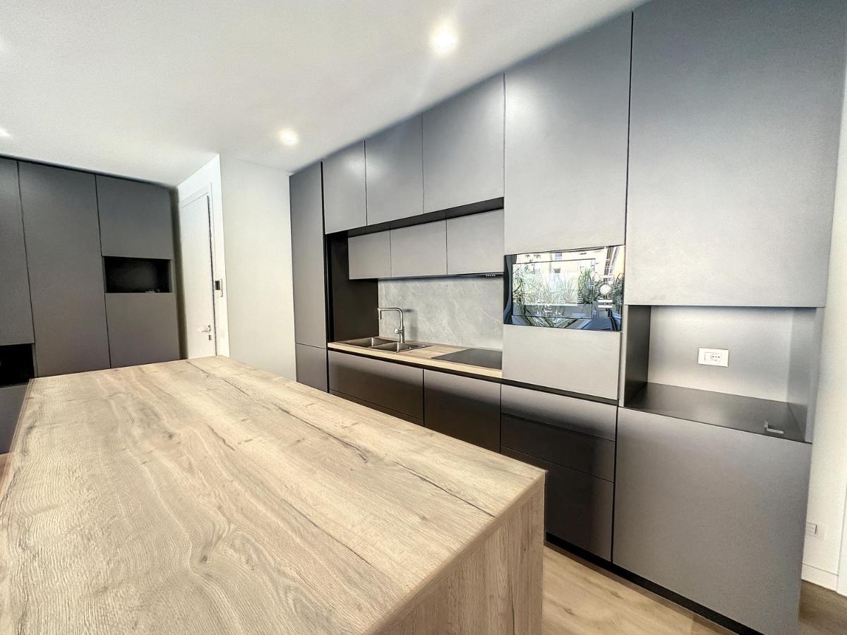 Ad Suite Apartment Riva del Garda Exteriör bild