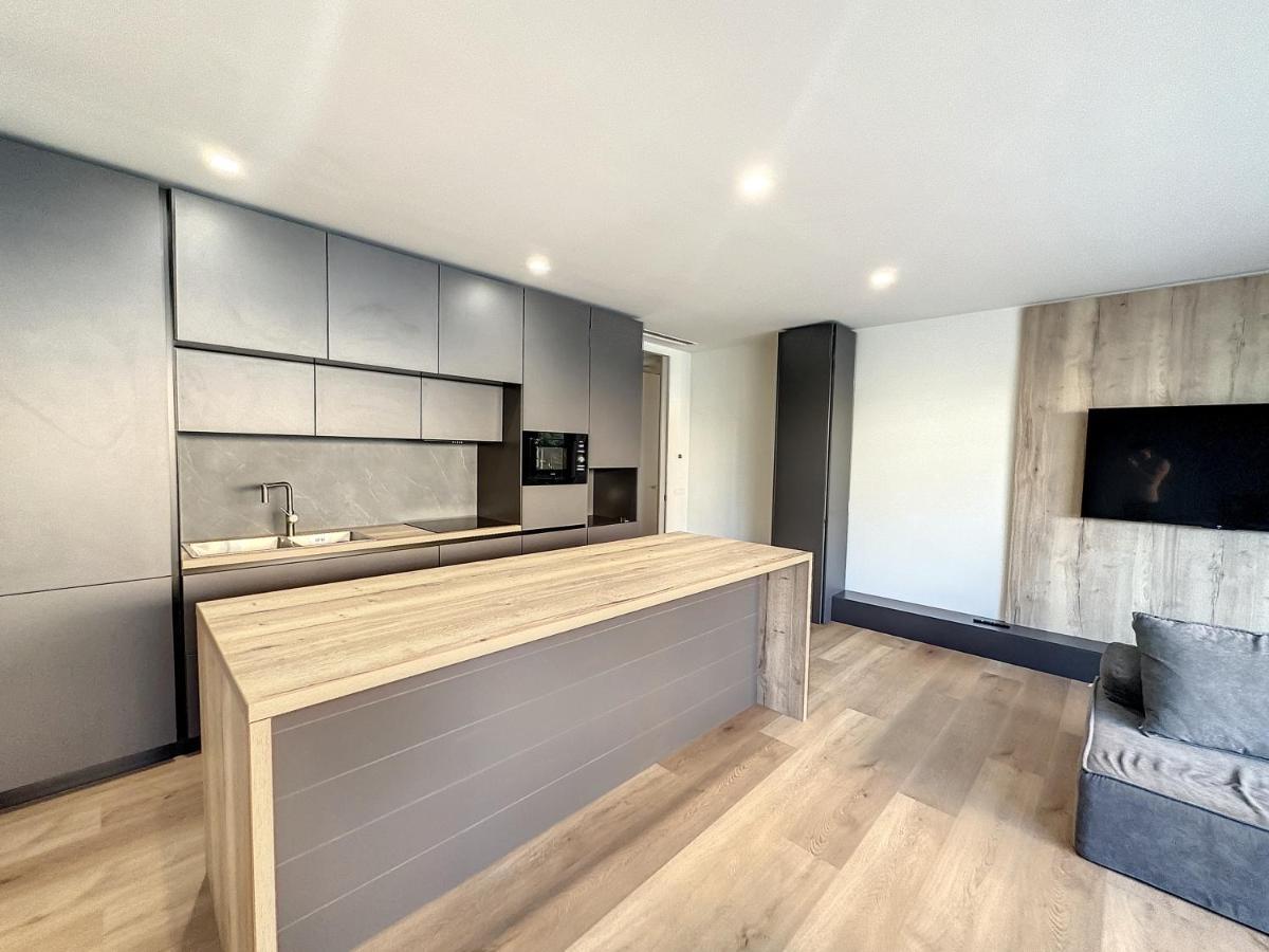 Ad Suite Apartment Riva del Garda Exteriör bild