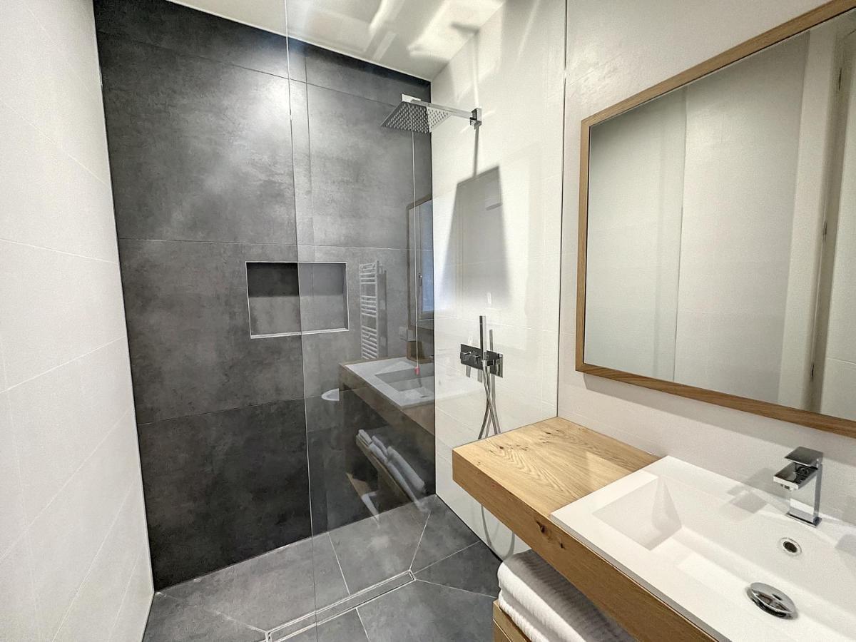Ad Suite Apartment Riva del Garda Exteriör bild