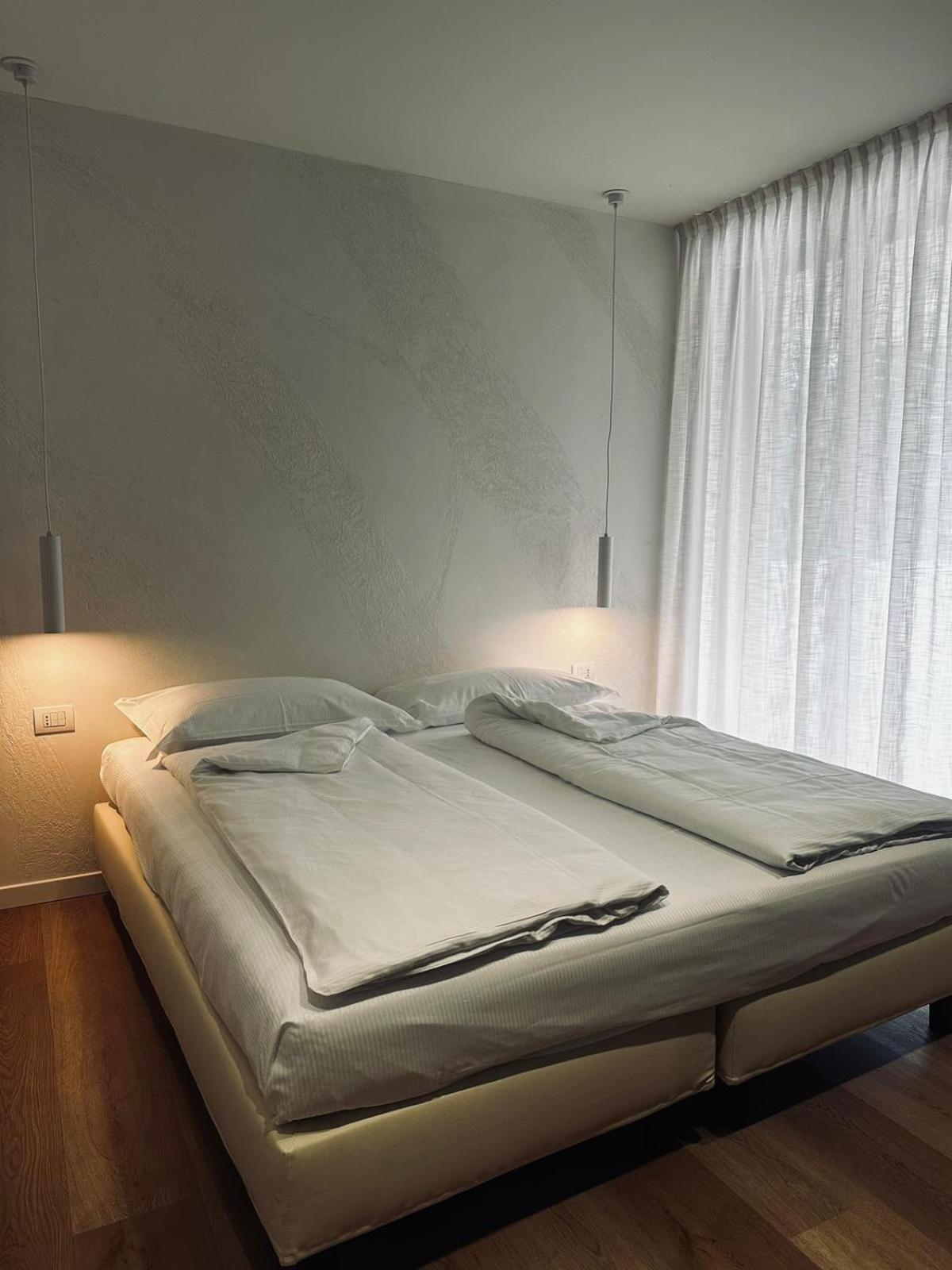 Ad Suite Apartment Riva del Garda Exteriör bild