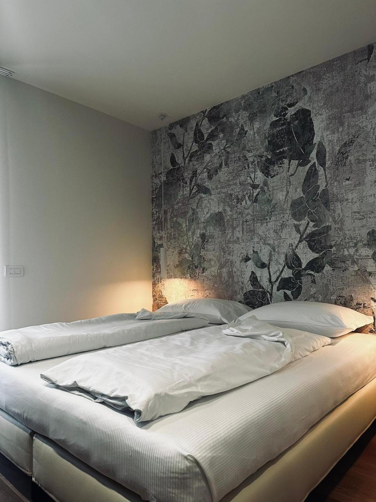 Ad Suite Apartment Riva del Garda Exteriör bild