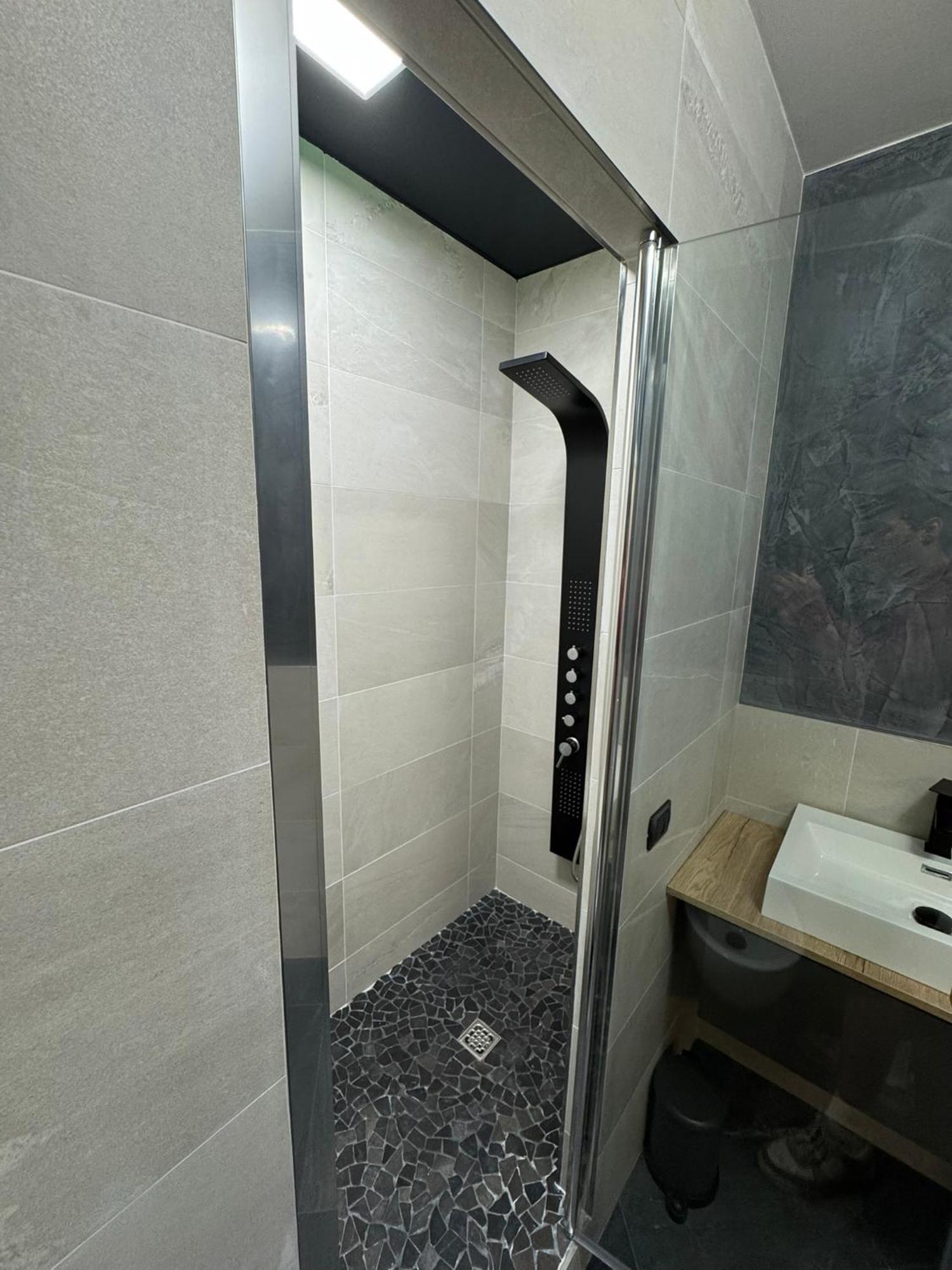 Ad Suite Apartment Riva del Garda Exteriör bild