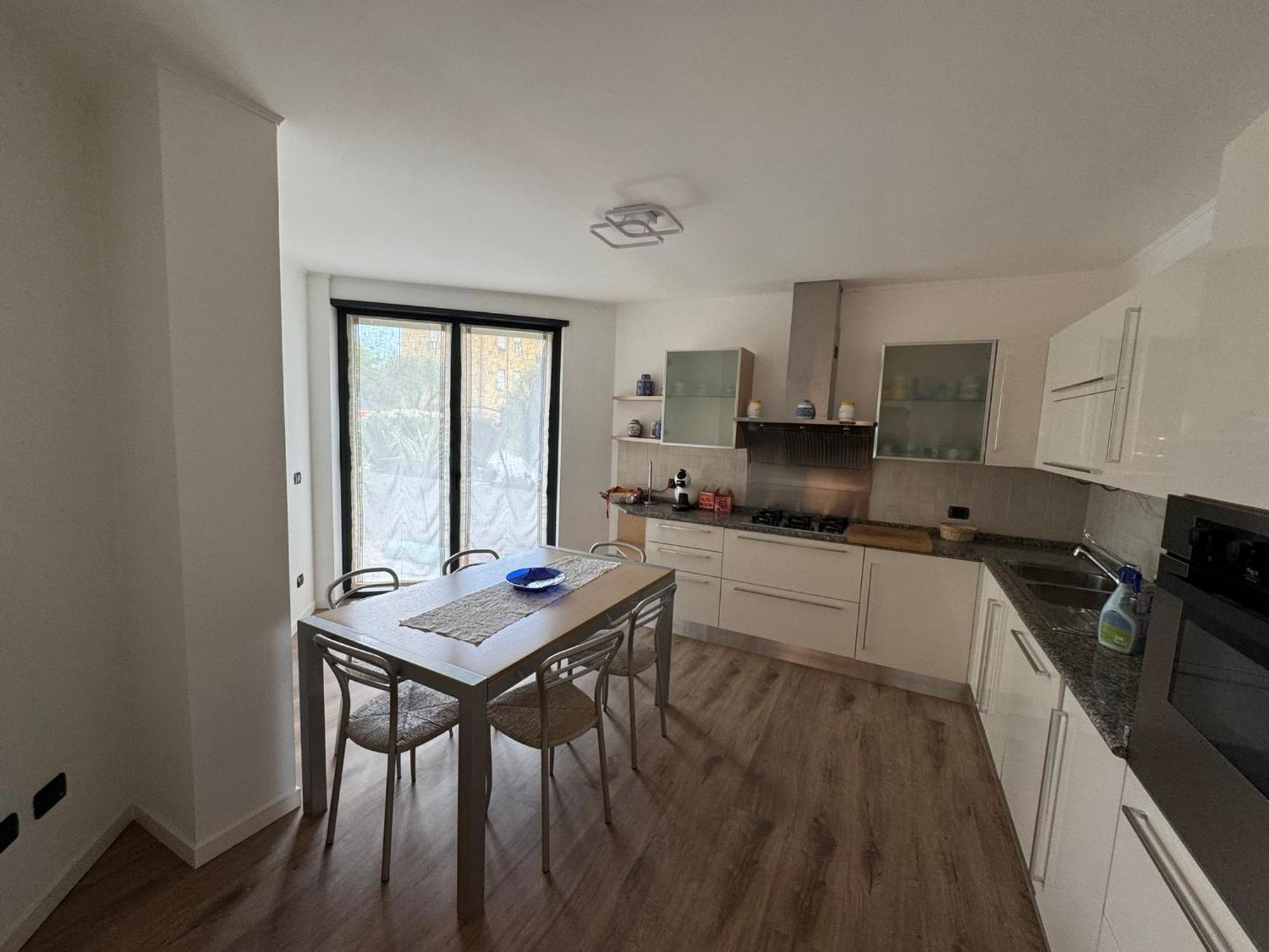 Ad Suite Apartment Riva del Garda Exteriör bild