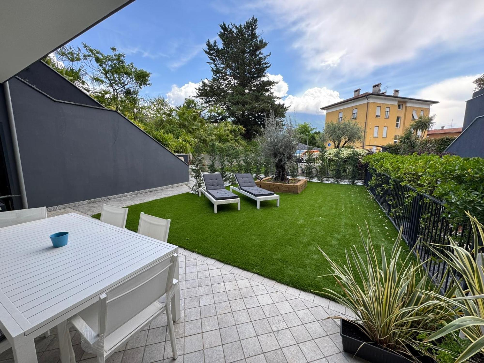 Ad Suite Apartment Riva del Garda Exteriör bild